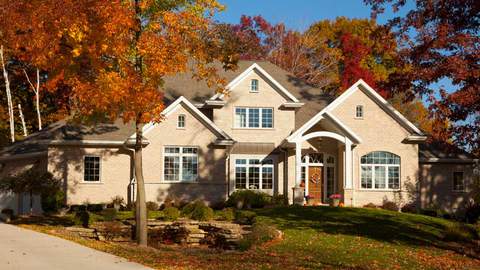 Buying foreclosed homes: tax issues to consider