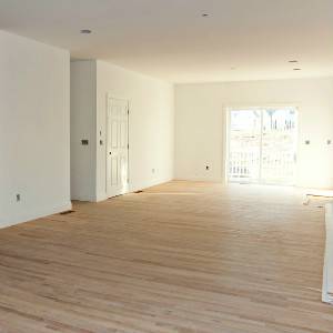 Selling An Empty House? How To Avoid Losing Money